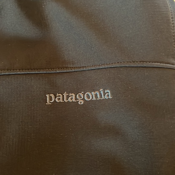 Men’s black Patagonia jacket - Picture 2 of 6